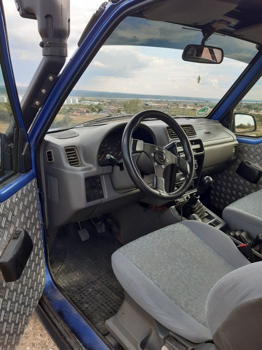Vând Suzuki Vitara 1.6 benzina