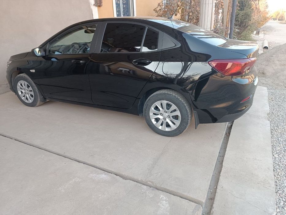 Оникс сотилади, 3-позиция