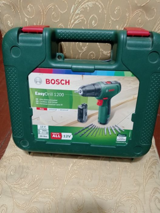 Продам шуруповёрт bosch original