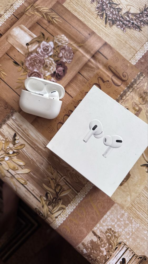 Продам Airpods Pro