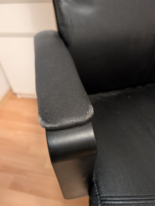 Birou Ikea Malm și scaun