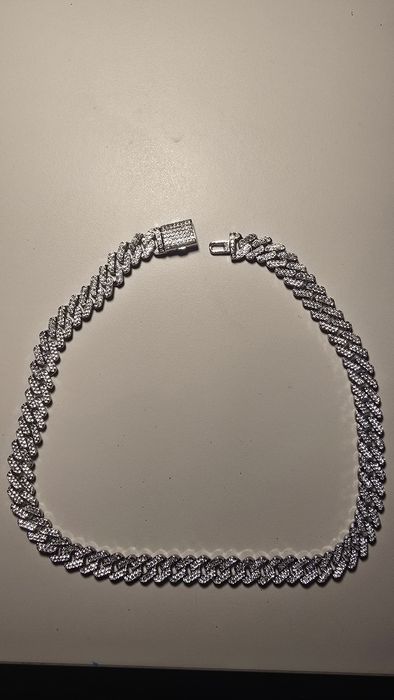 Lănțișor stil cuba