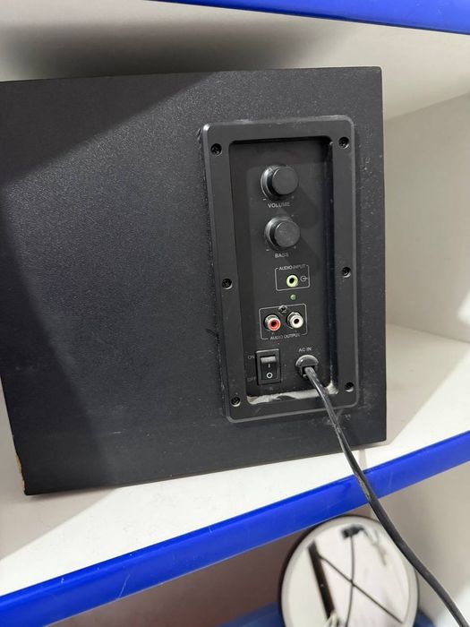 Калонка Microlab