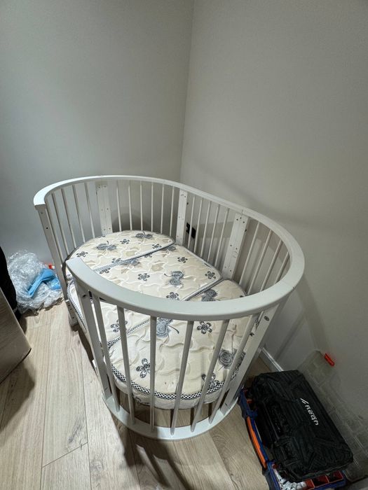 Продается детская деревянная кровать