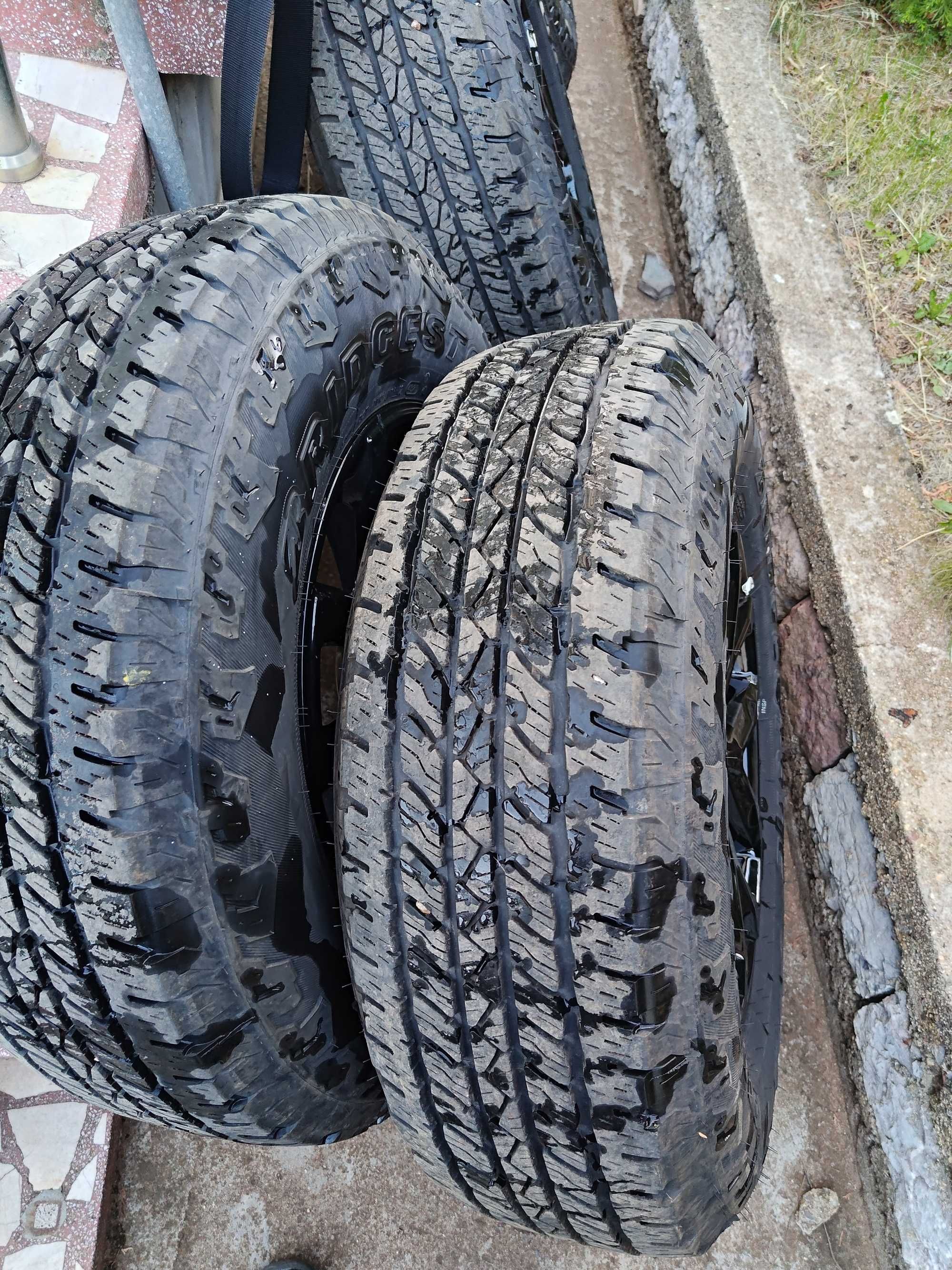 Гуми 245/75 R17 с джанти за Jeep Gladiator/ Wrangler JT/JL