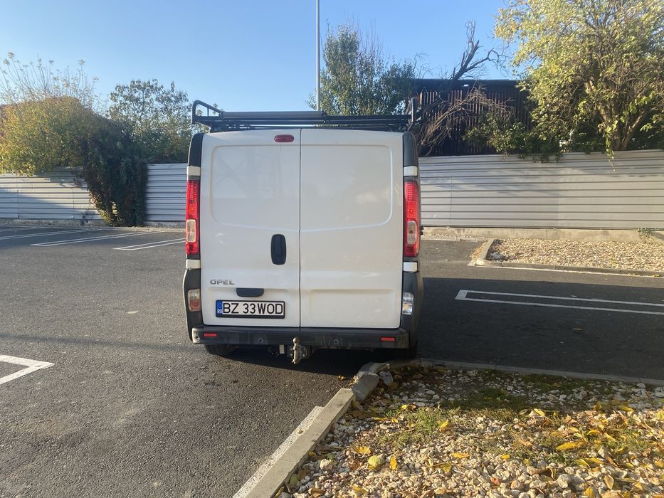 Opel vivaro 2.0 diesel