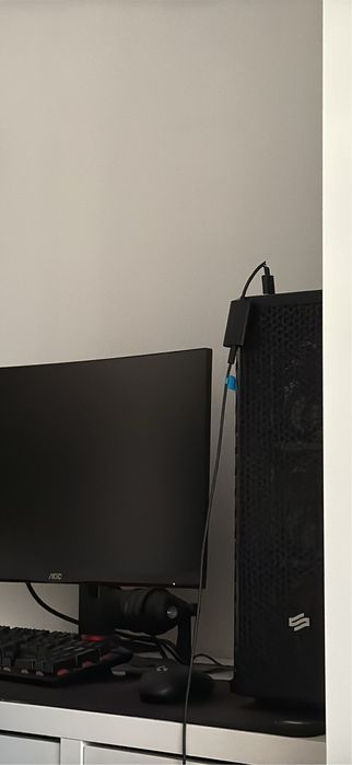 Se vinde PC+Montior+Periferice