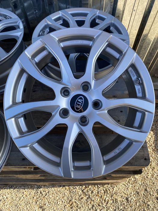 17 цола 5 х 114.3 мм Kia , Mazda , Hyundai , Киа , Мазда , Хюндай