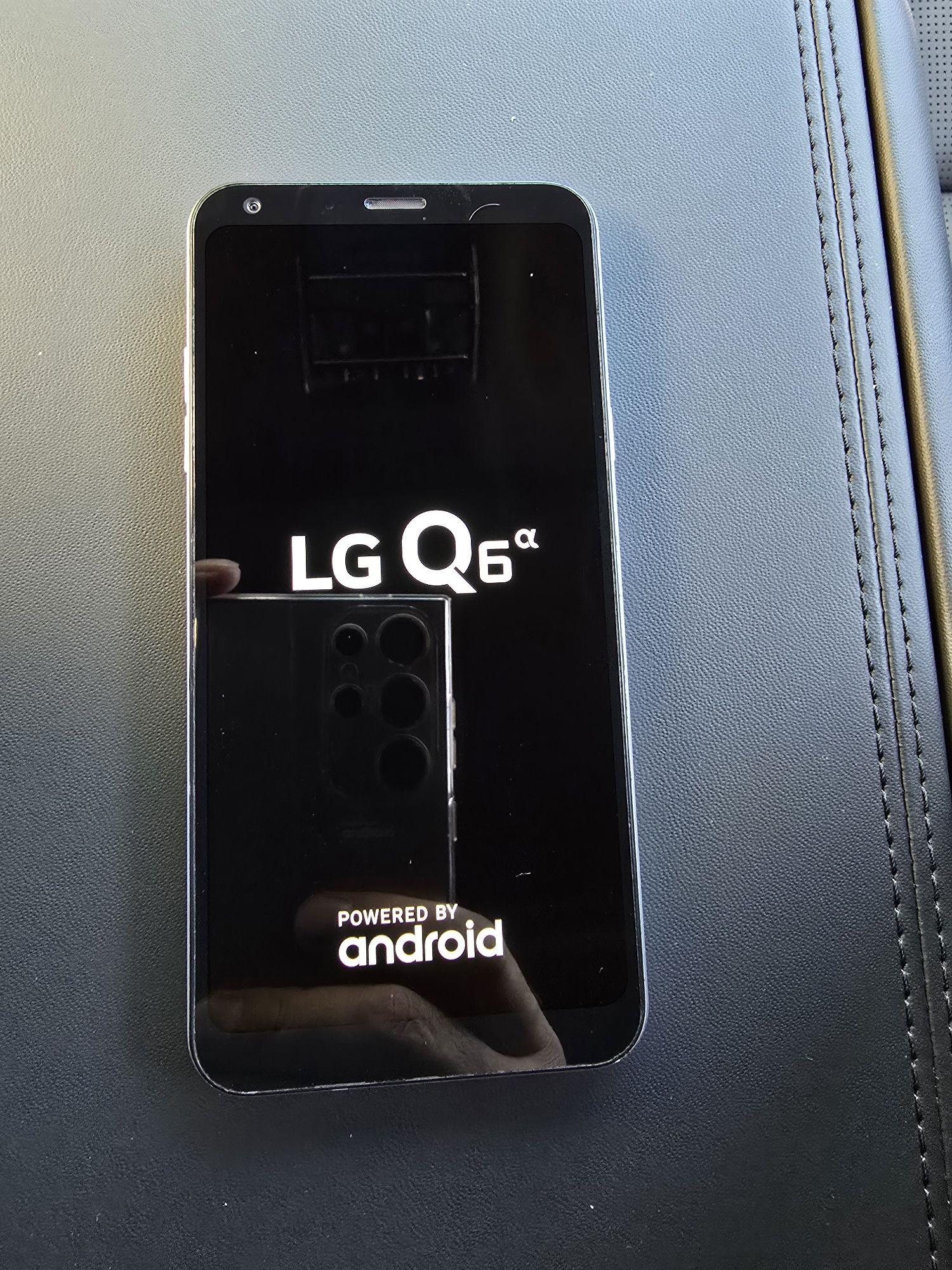 LG Q6 в хорошем состоянии
