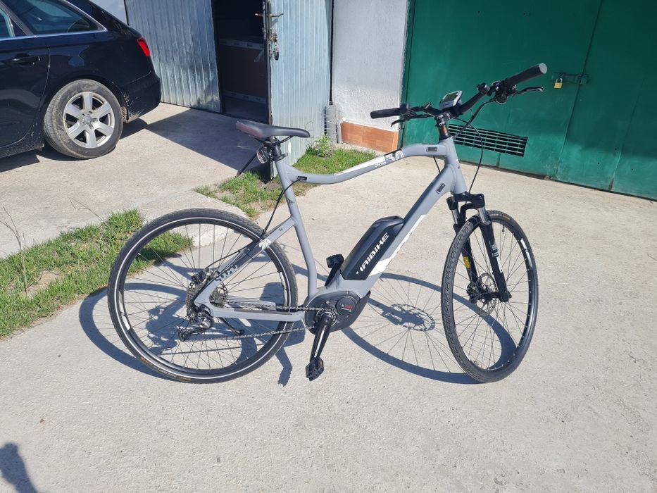 Vand, schimb cu telefon mobil la prețuri asemănătoare