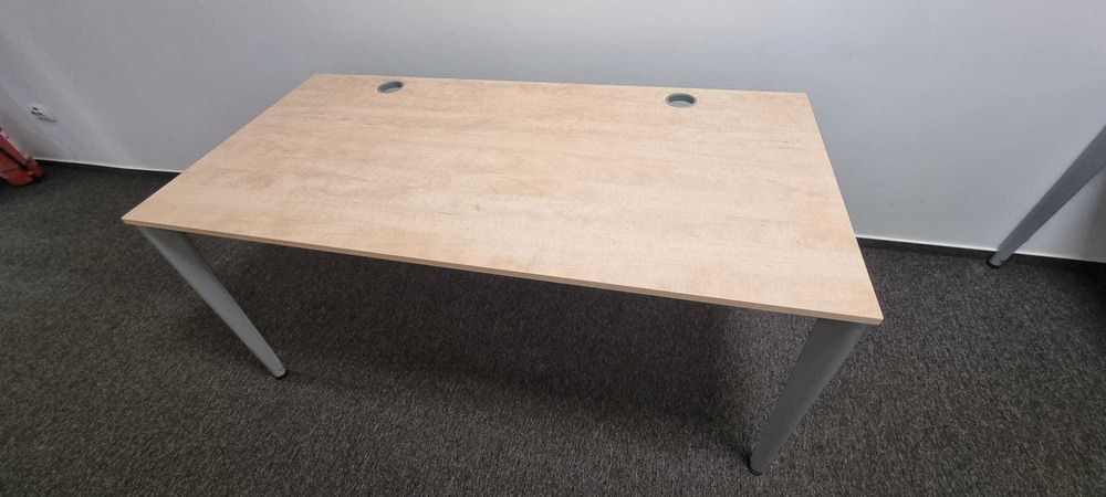 Vind Birou - second hand, preț avantajos