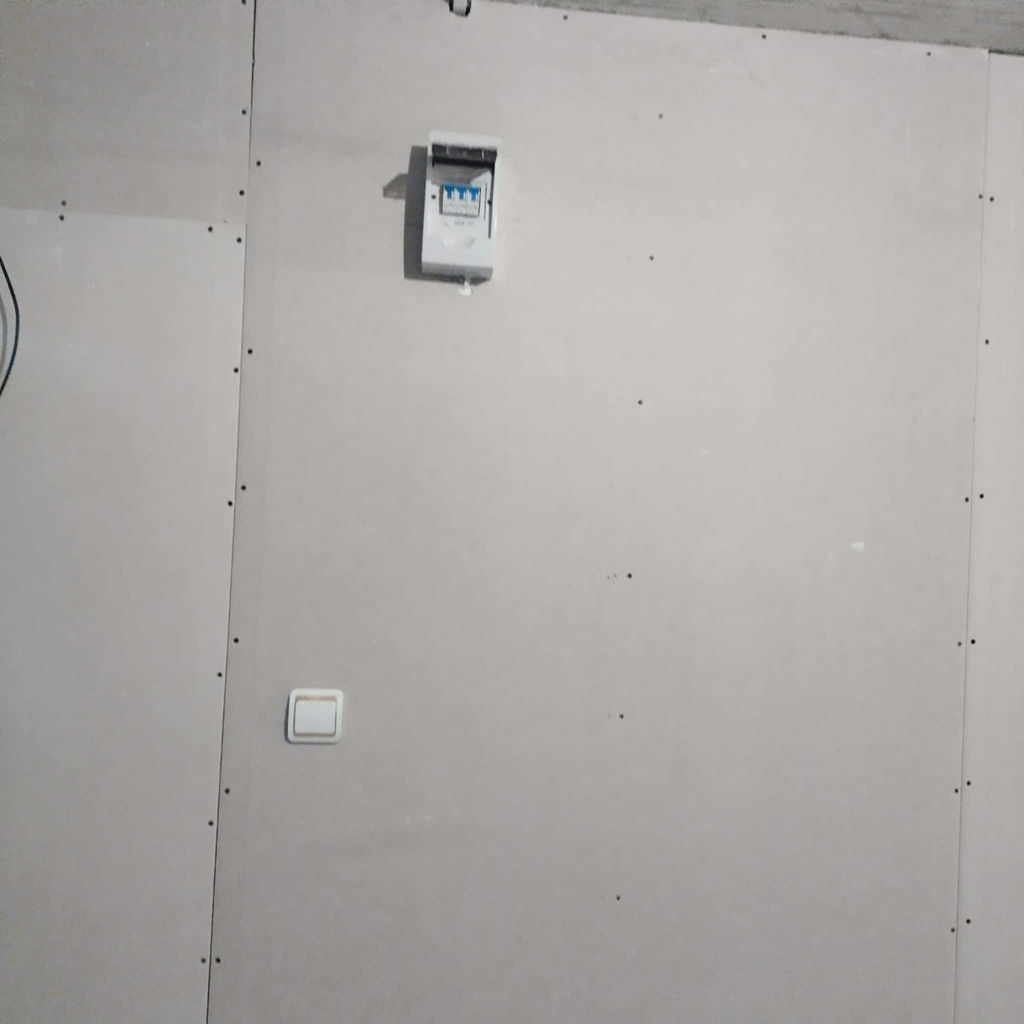 Продава се Гараж / Паркомясто в Стара Загора, Три чучура - север - 20 кв.м за 1180 €/кв.м - Снимка #1