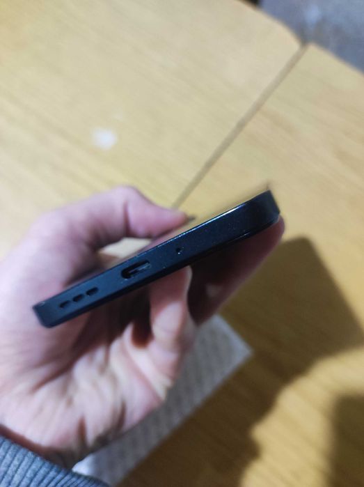 Redmi 13C 4/128GB *Перфектен*