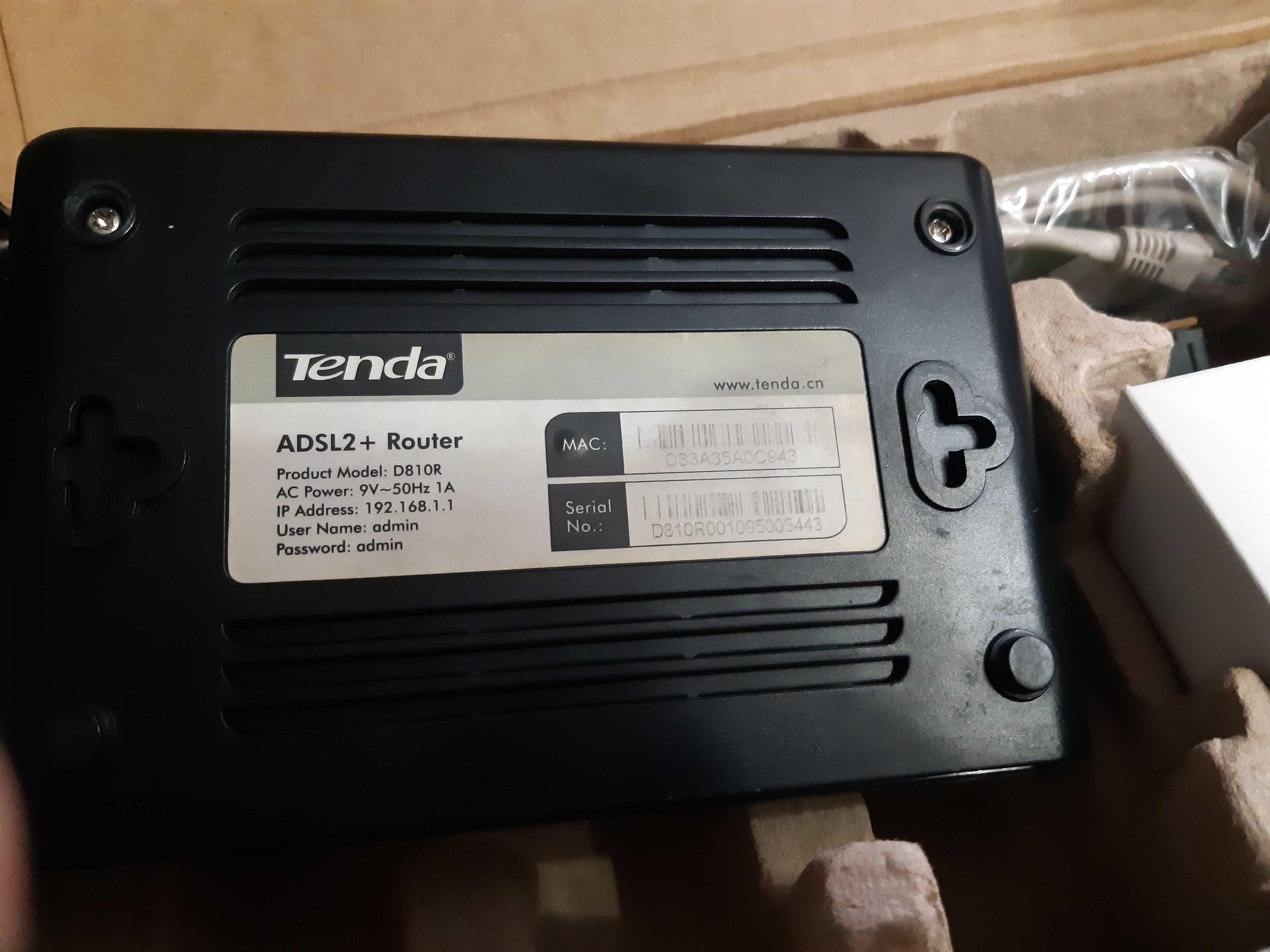 Маршрутизатор (роутер) ADSL Tenda D810R