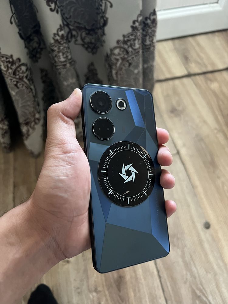 Tecno camon 20 pro 8/256 gb xotira