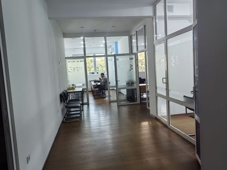 Сдается офисное помещение в БЦ