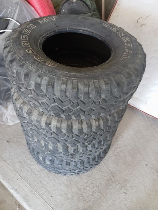 Cauciucuri de vânzare