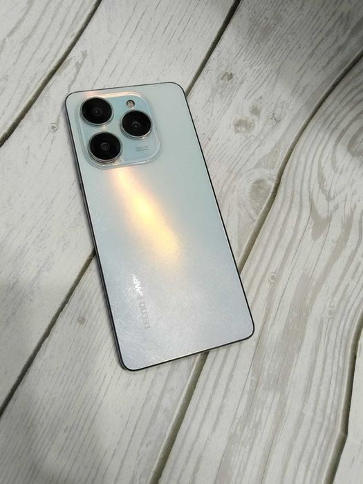 Tecno Spark 20 Pro (уРАЛЬСК 0701) ЛОТ 4584