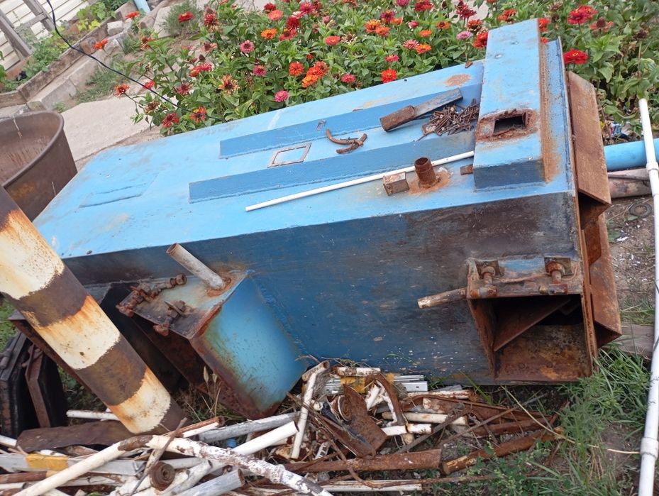 Продам котел твёрдотопливный