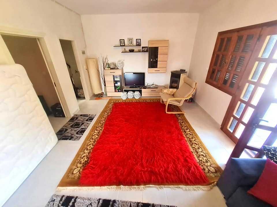 Продава къща с гледка към морето 240м2 двор 580м2 в Аспровалта, Гърция