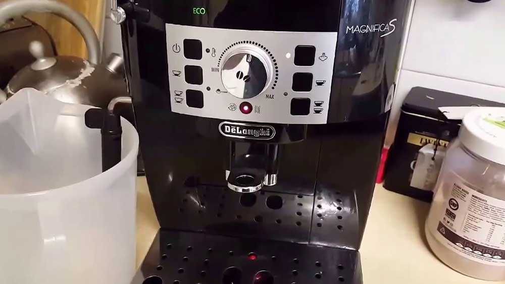 Espressor Cafea automat Delonghi Magnifica S