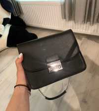 Чанта (закупена от бутиков магазин)
