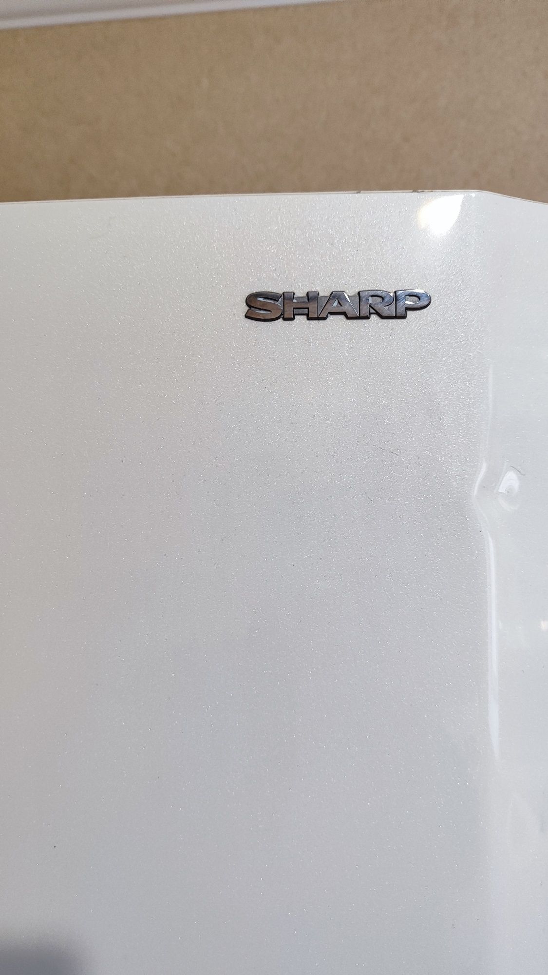 Продам холодильник "SHARP"