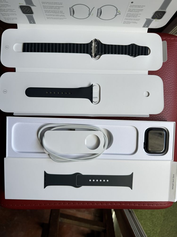 Apple Watch 8, 45 мм, GPS Midnight Aluminium Case, Midnight Sport Band