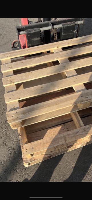 Поддоны 800 тг продам 25 штук