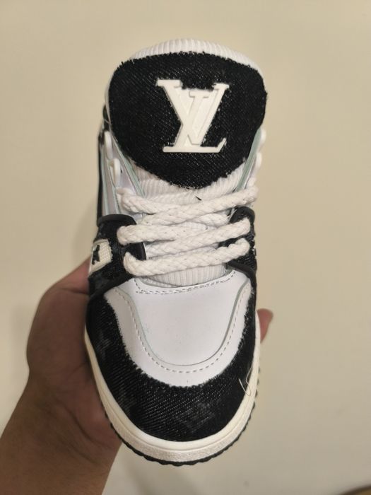 Louis Vuitton skate ultimate verificare colet