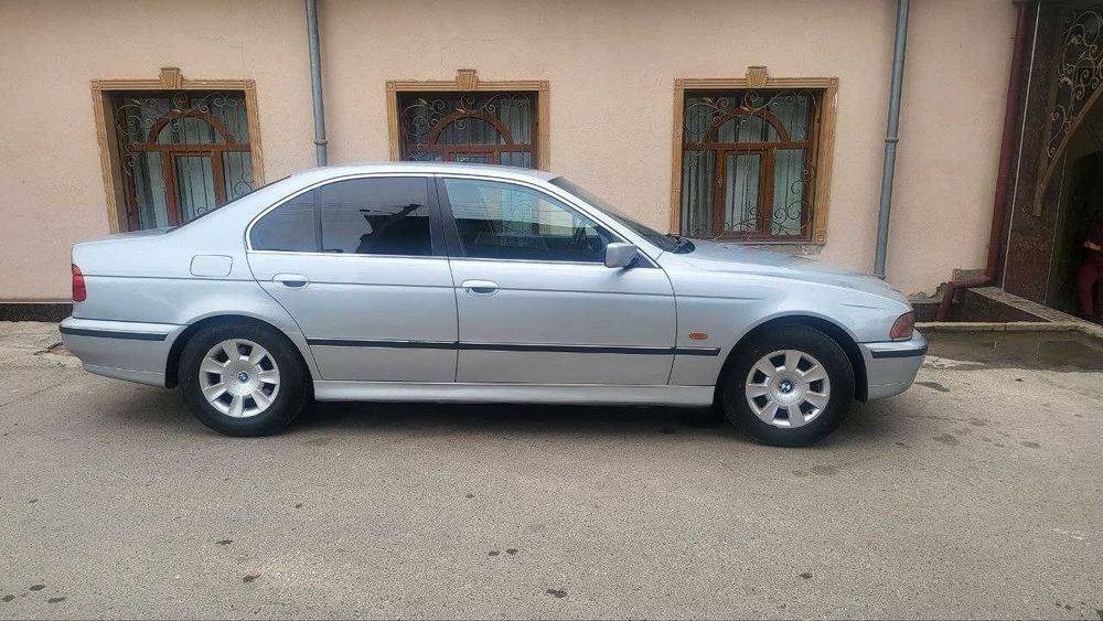 Продается BMW5 E39