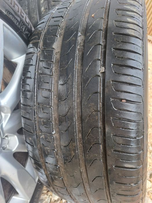 Vând jenți de aliaj pentru Audi A4 b8 pe 17 inch