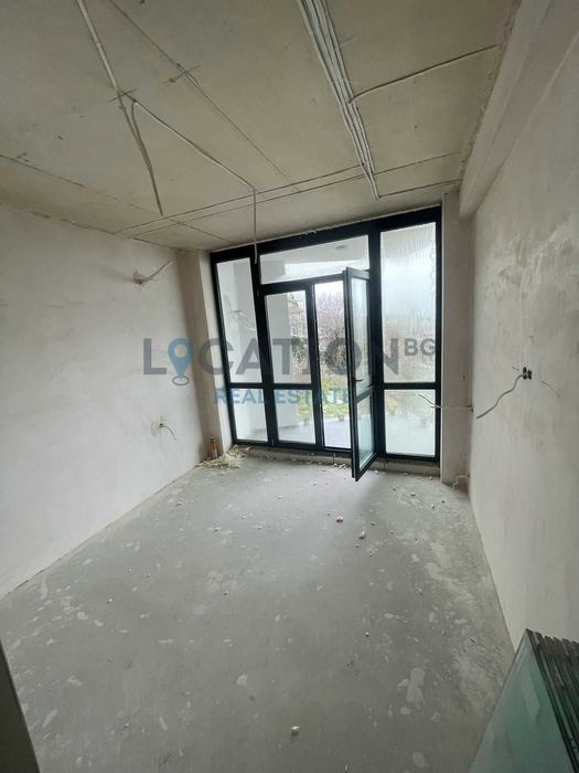 Продава се Едностаен апартамент в Варна, Център - 36 кв.м за 1800 €/кв.м - Снимка #4
