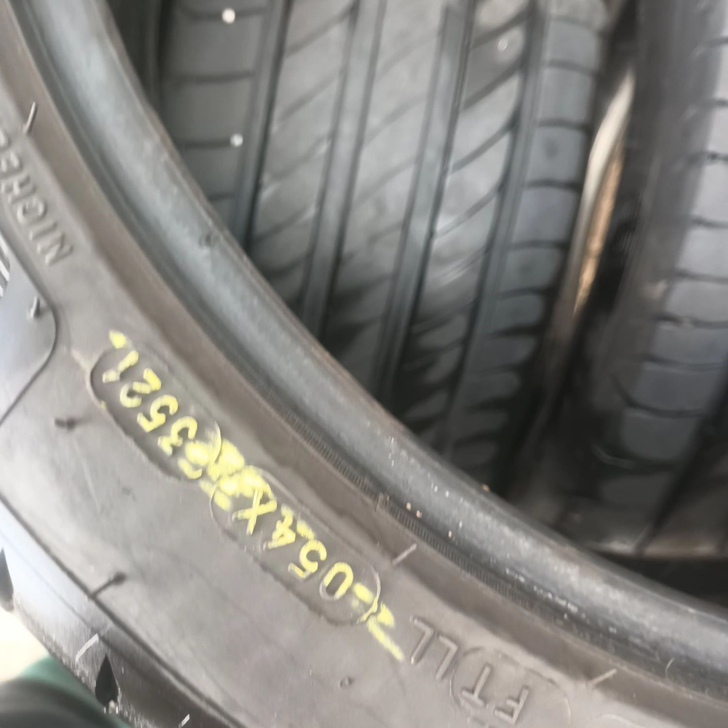 205 45 17 Michelin 2броя летни дот 2021г