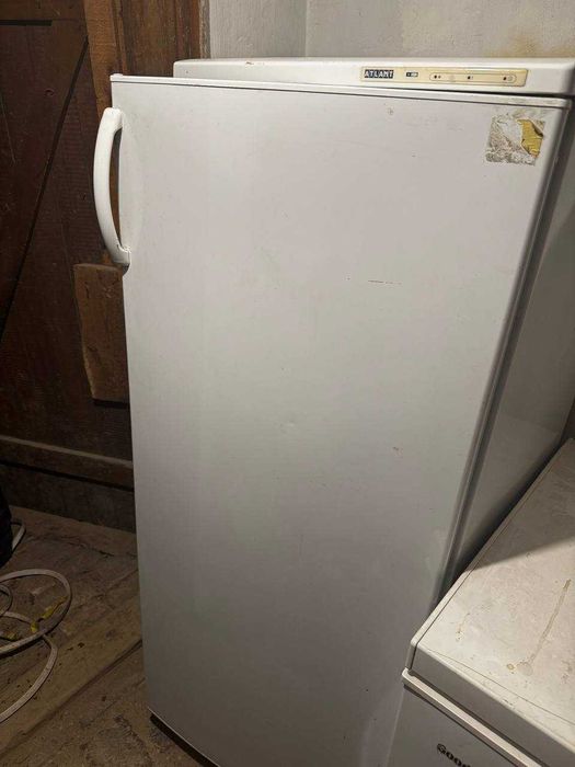 Морозильники Atlant, в отличном состоянии. Цена за 2 штуки