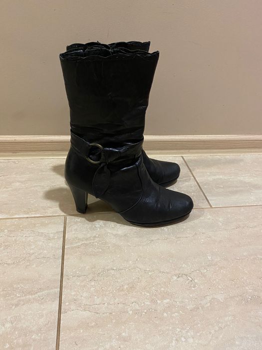 Ботуши дамски естествена кожа, черни, носени