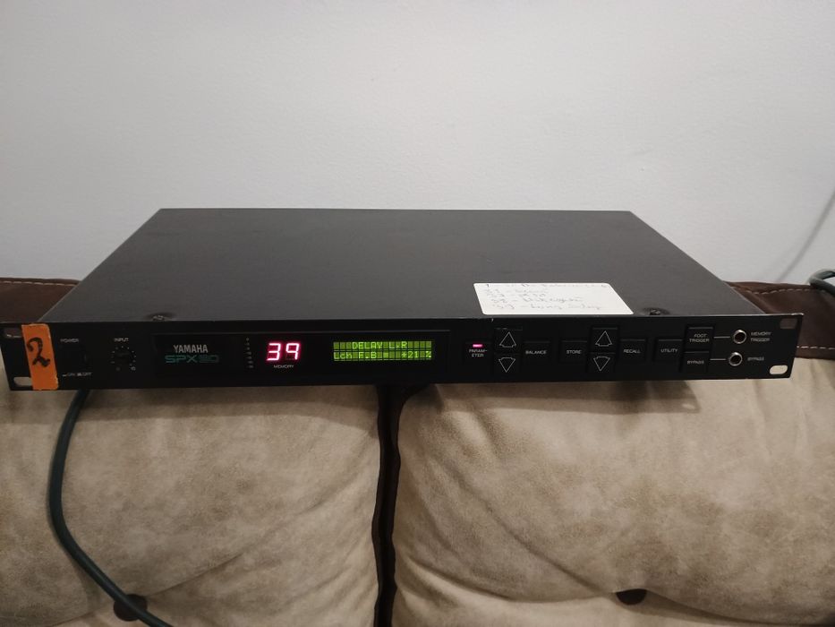 Vând mixer Allen Heath PA 12