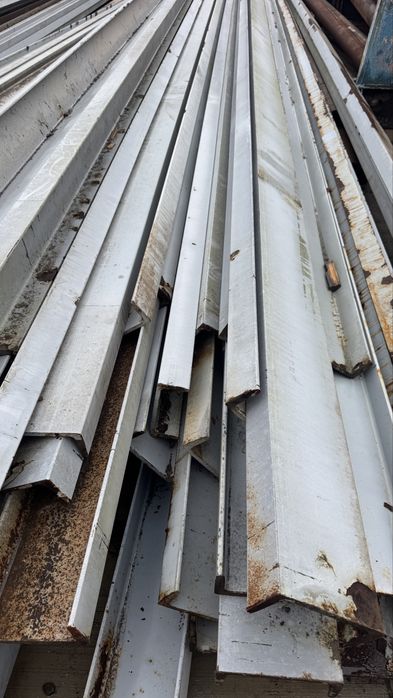 Vand Profile Metalice Noi Vopsite