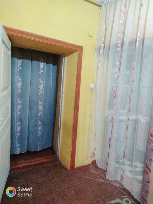 Uy sotiladi buliz olish kerak 4 xona xovli