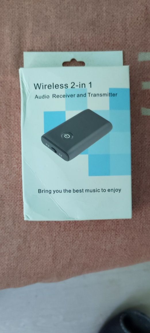 Wireless 2 in 1 Audio Receiver and Transmitter