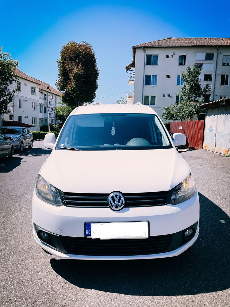 Volkswagen Caddy Maxi 7 locuri