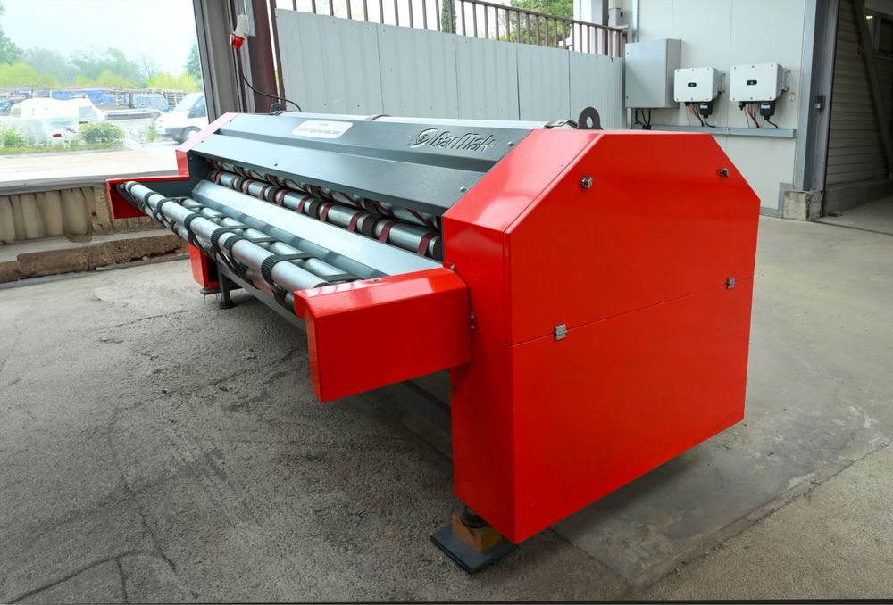 Машина за изтупване на килими и пътеки