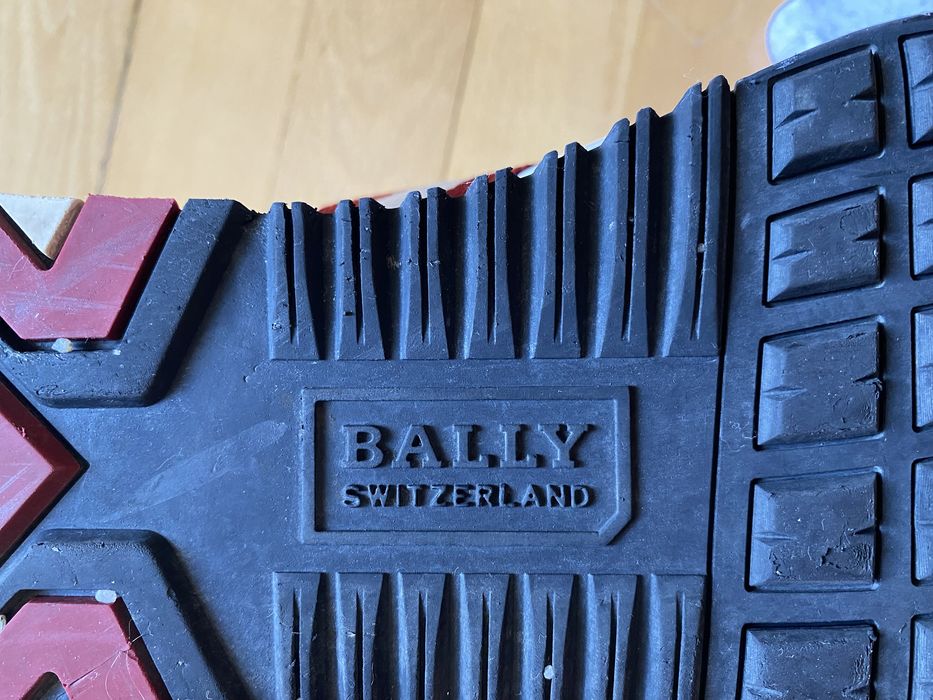 Tenesi Bally autentici