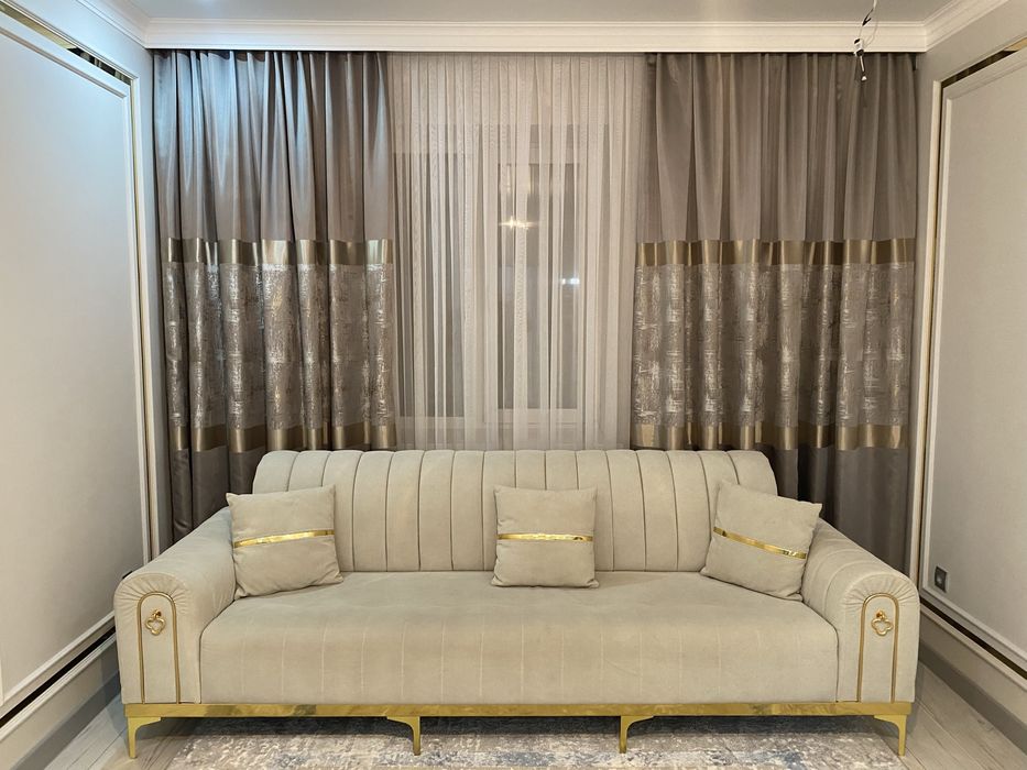 Диван почти новый