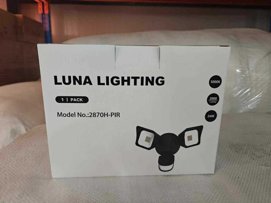 24W LED лампа с датчик за движение – 2000 lm и IP защита