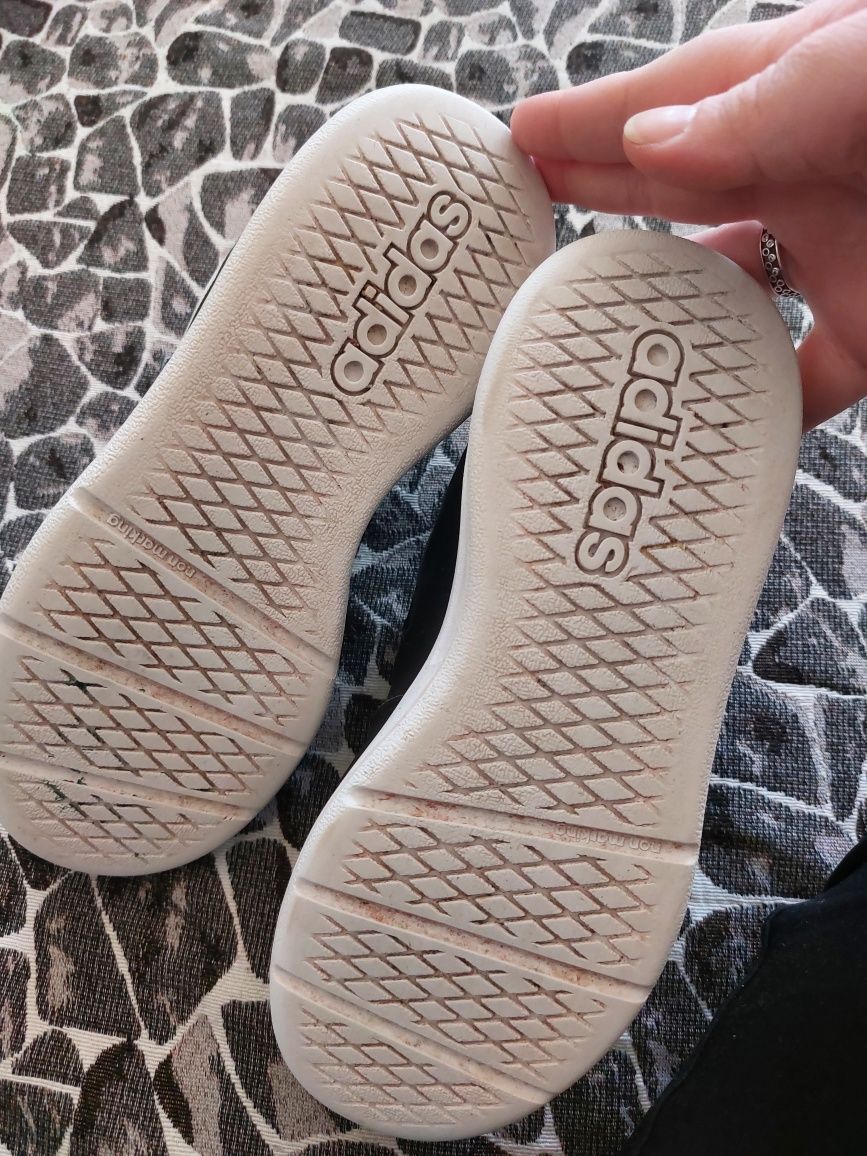 Adidas оригинални намалени