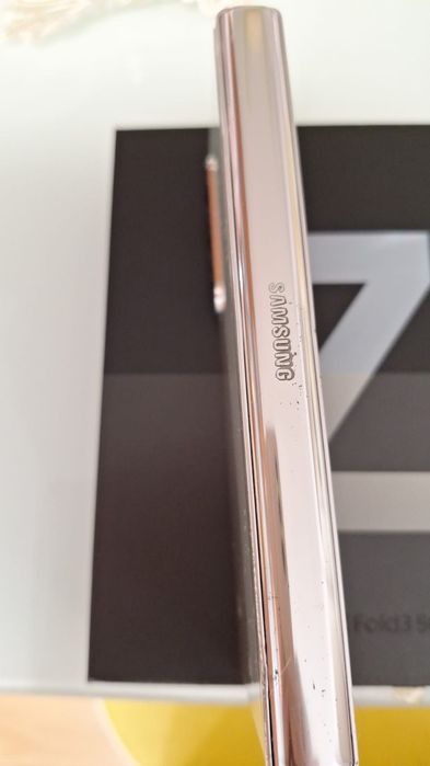 Samsung z fold 3