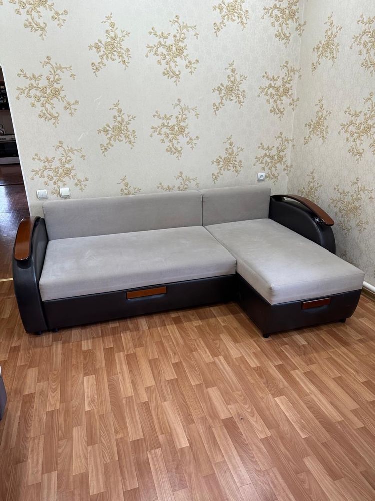 Продам       диван