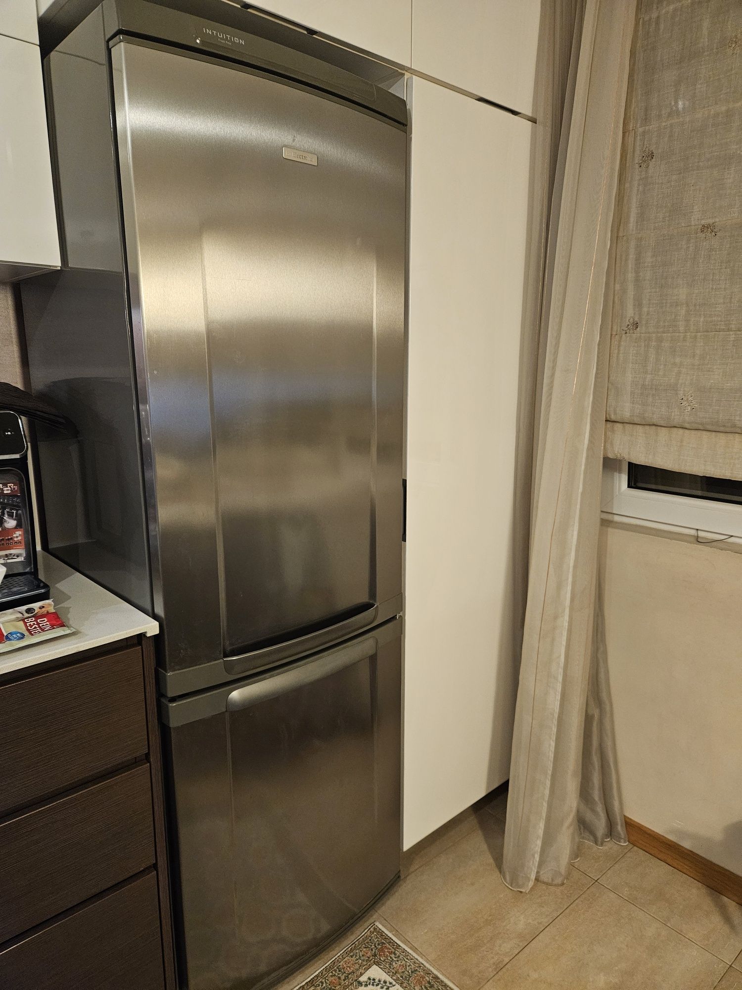 Хладилник Electrolux Intuition