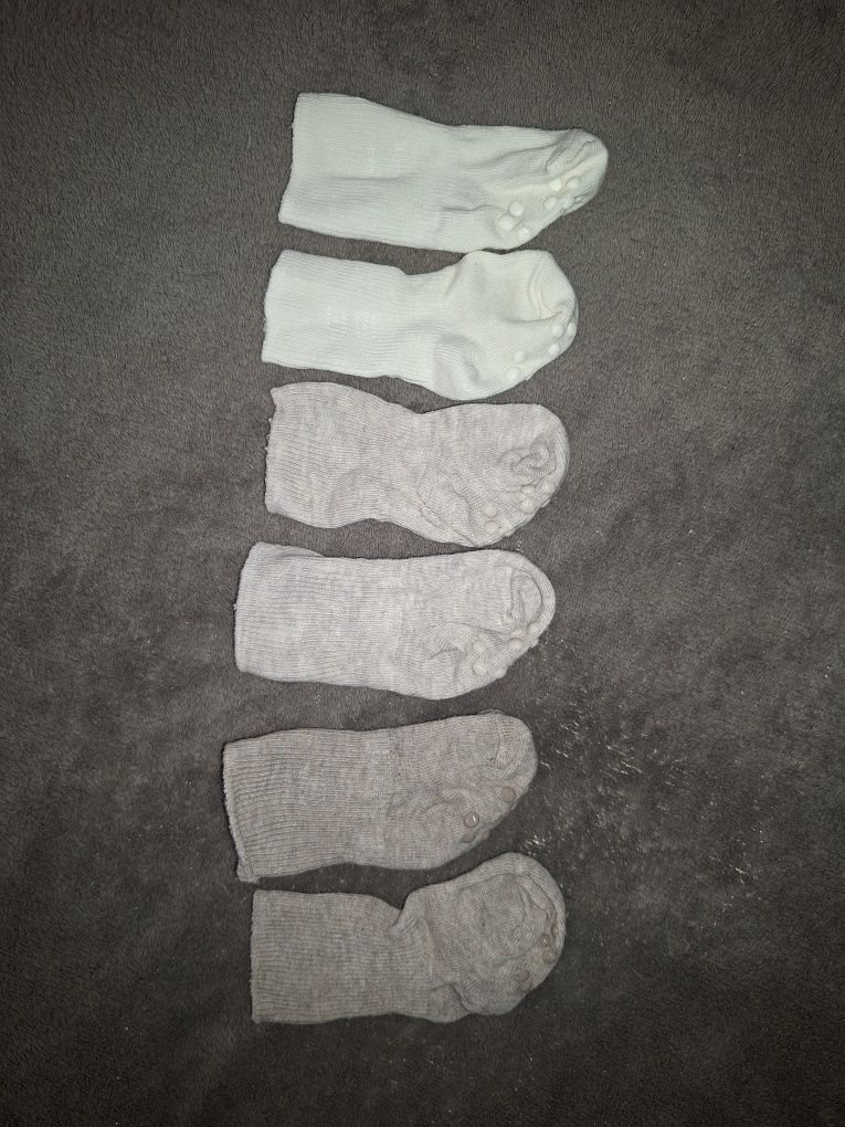Сет от бебешки чорапки